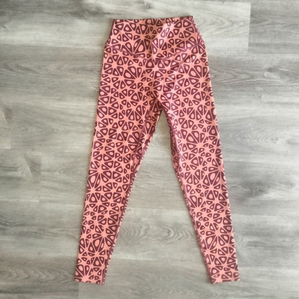 Vitality X Cosmopolitan Ascend
Leggings Wildberry Women's
Medium